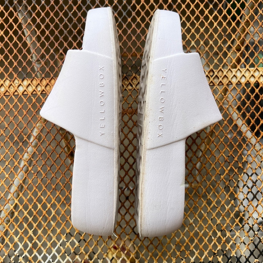 Yellow Box Womens White Platform Slide Sandals Chunky Sole Size 6